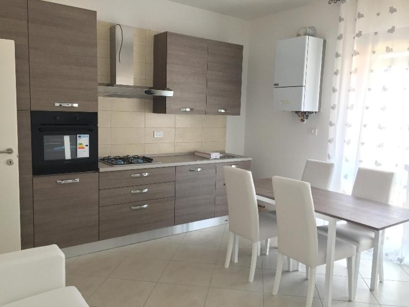 Sottomarina Beach Apartment Chioggia Eksteriør billede